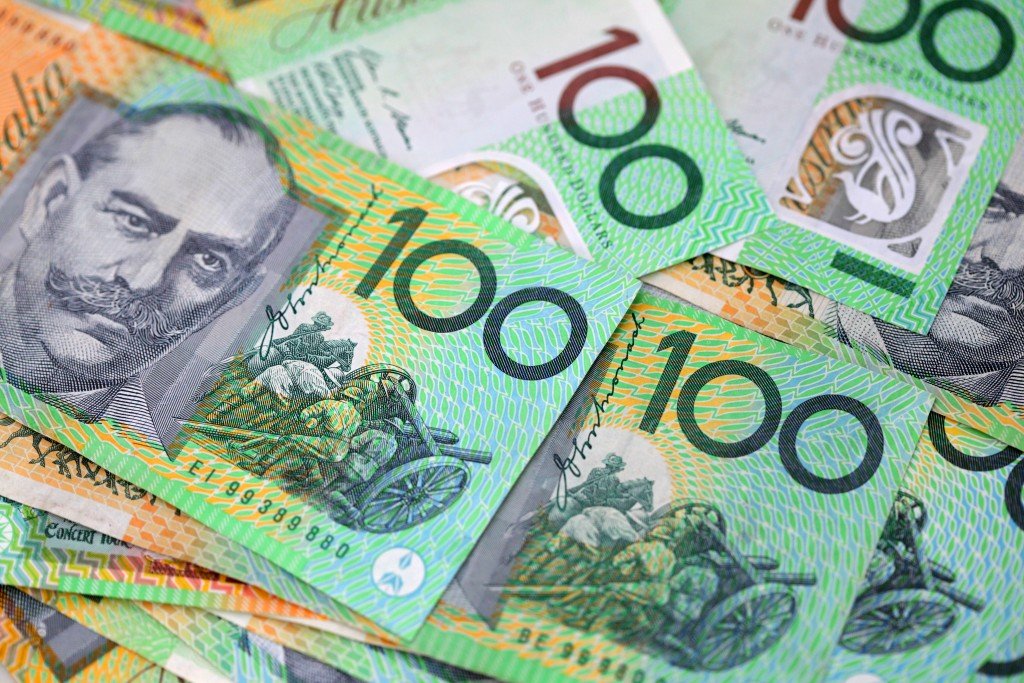 Australian $100 notes