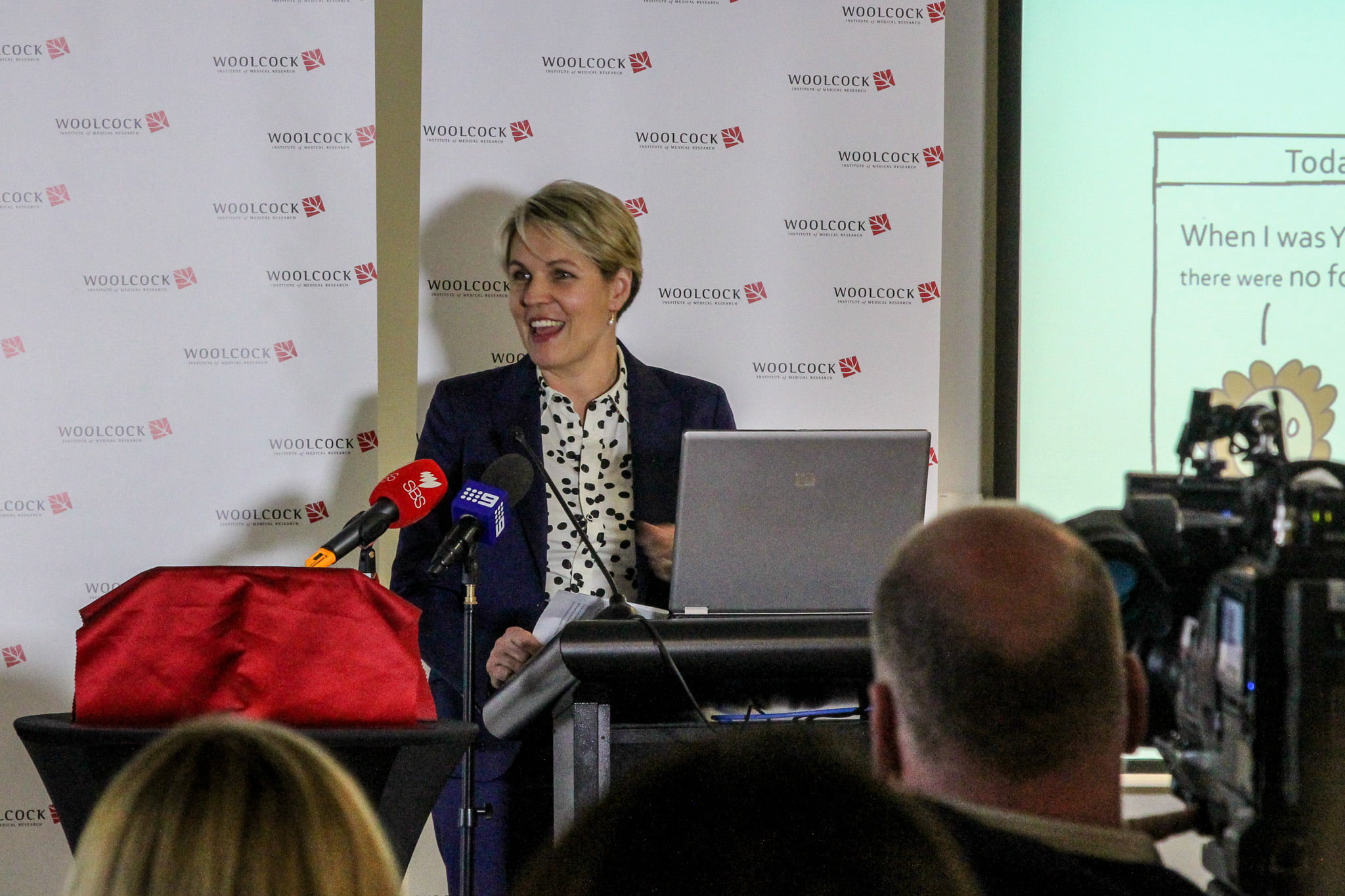 Tanya Plibersek opens John Tan's food allergy clinic