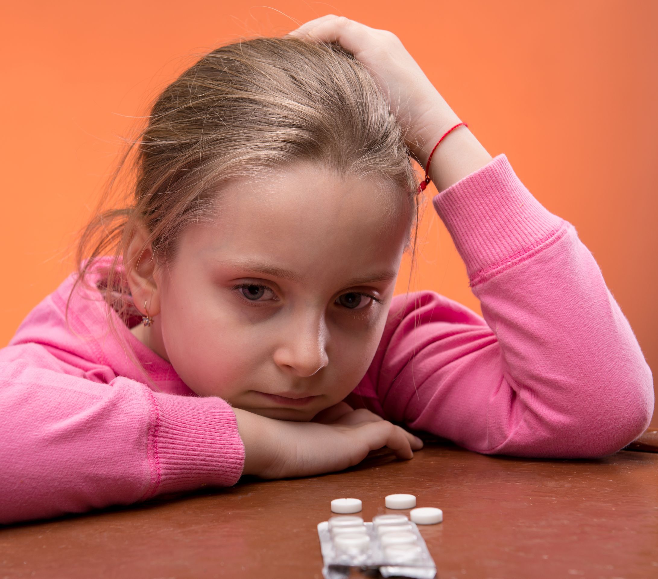 child with paracetamol