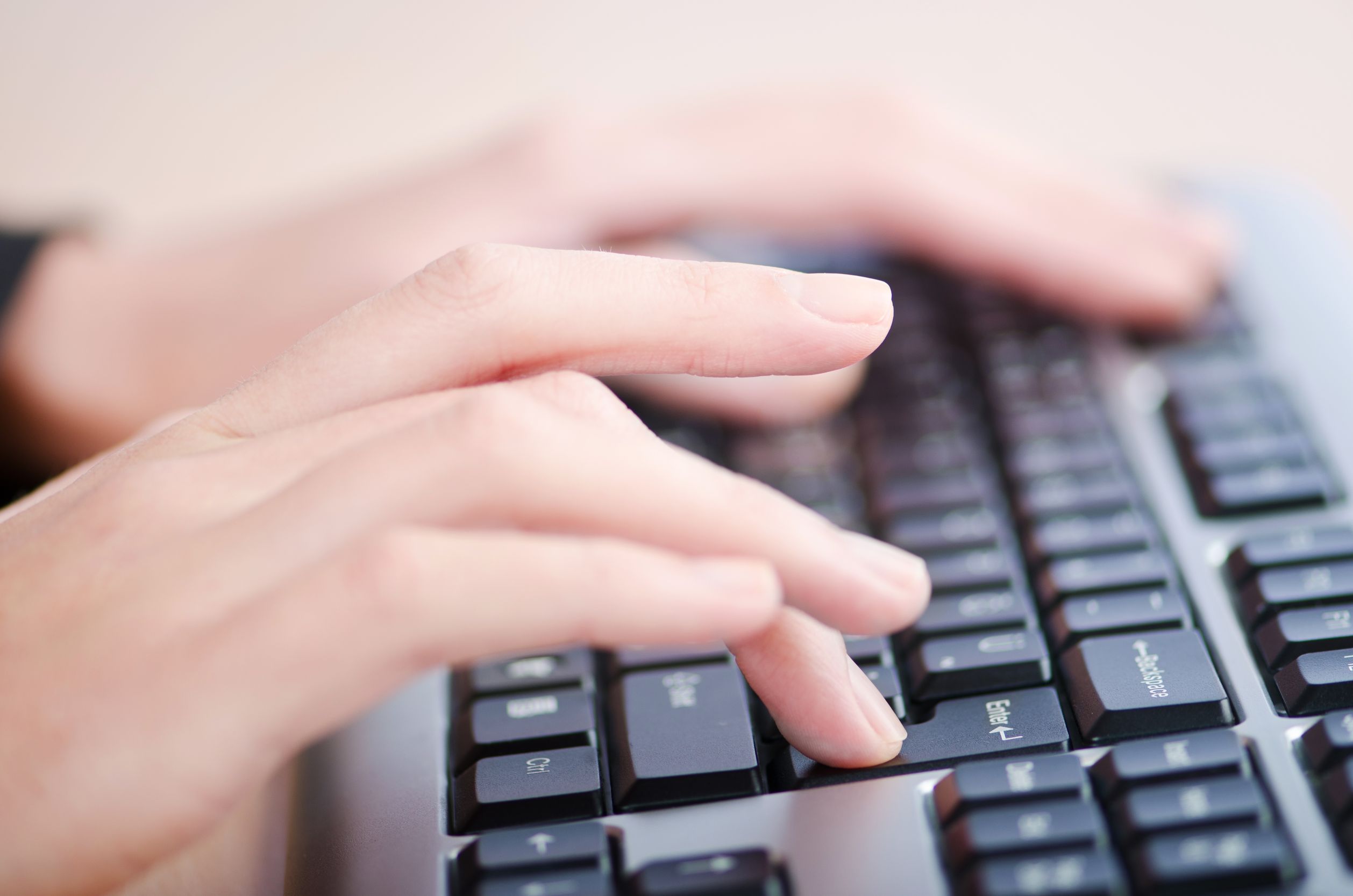 hands closeup typing