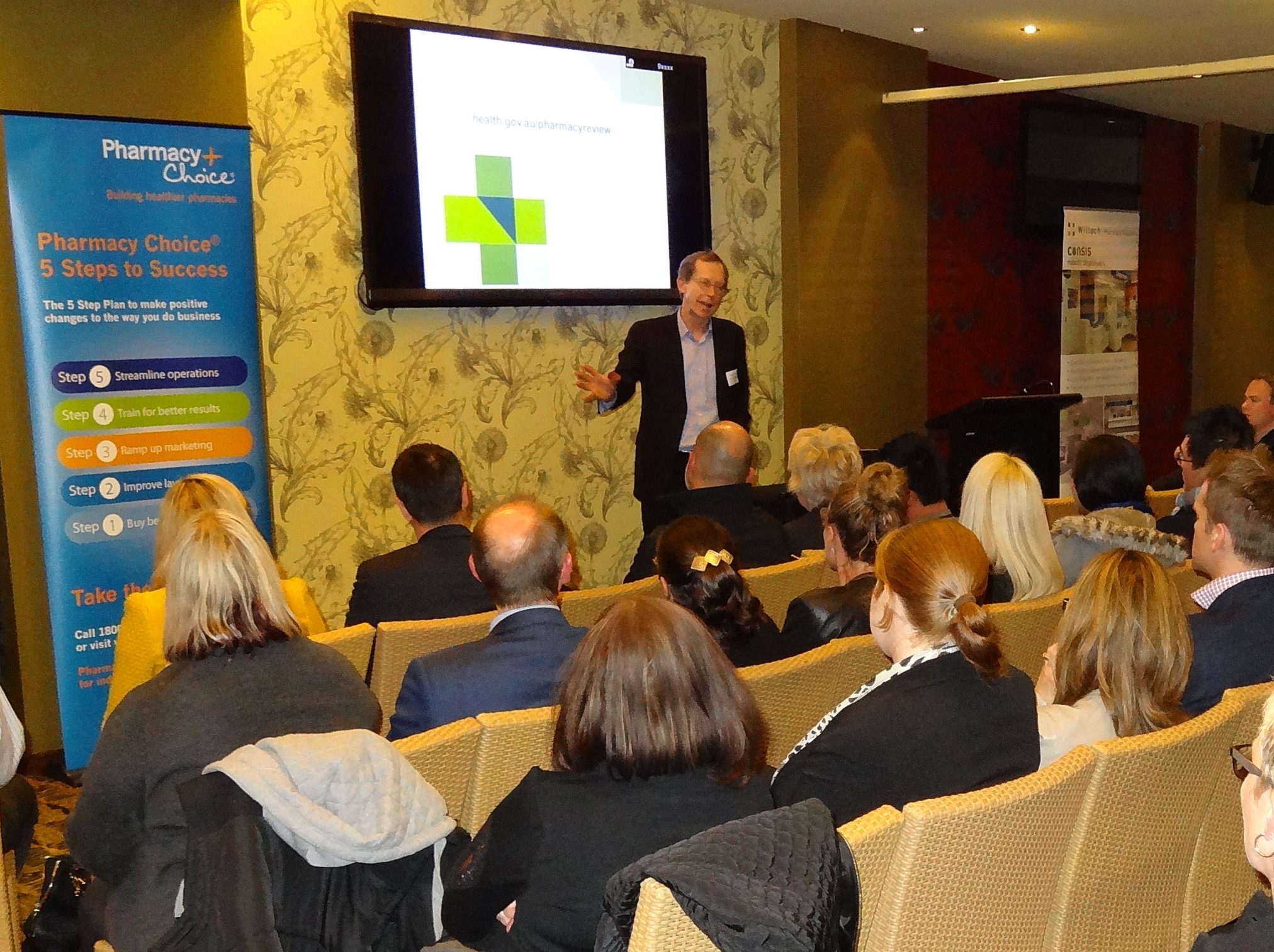 Stephen King presents at Pharmacy Choice event