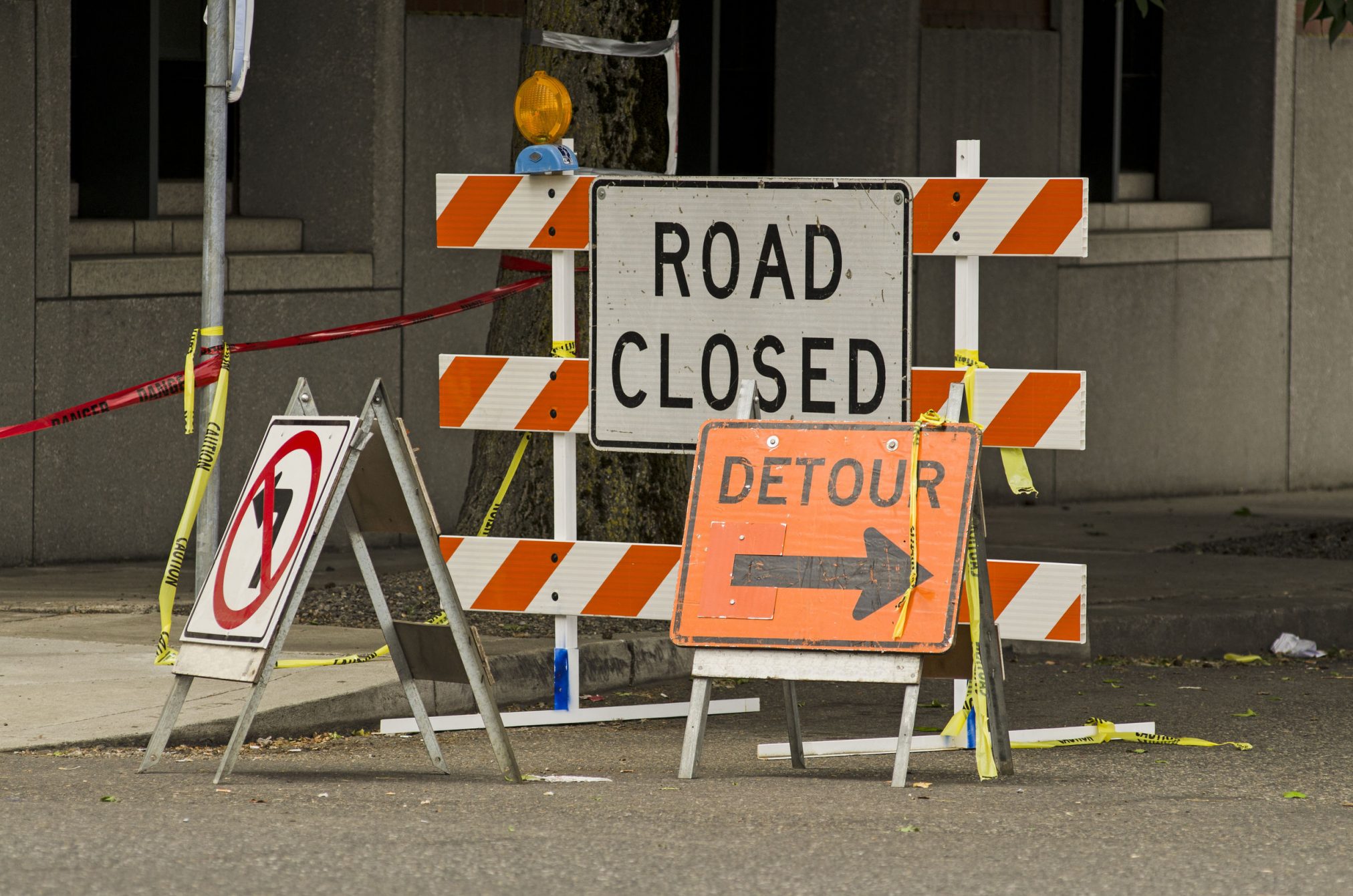 Detour and roadblock signs