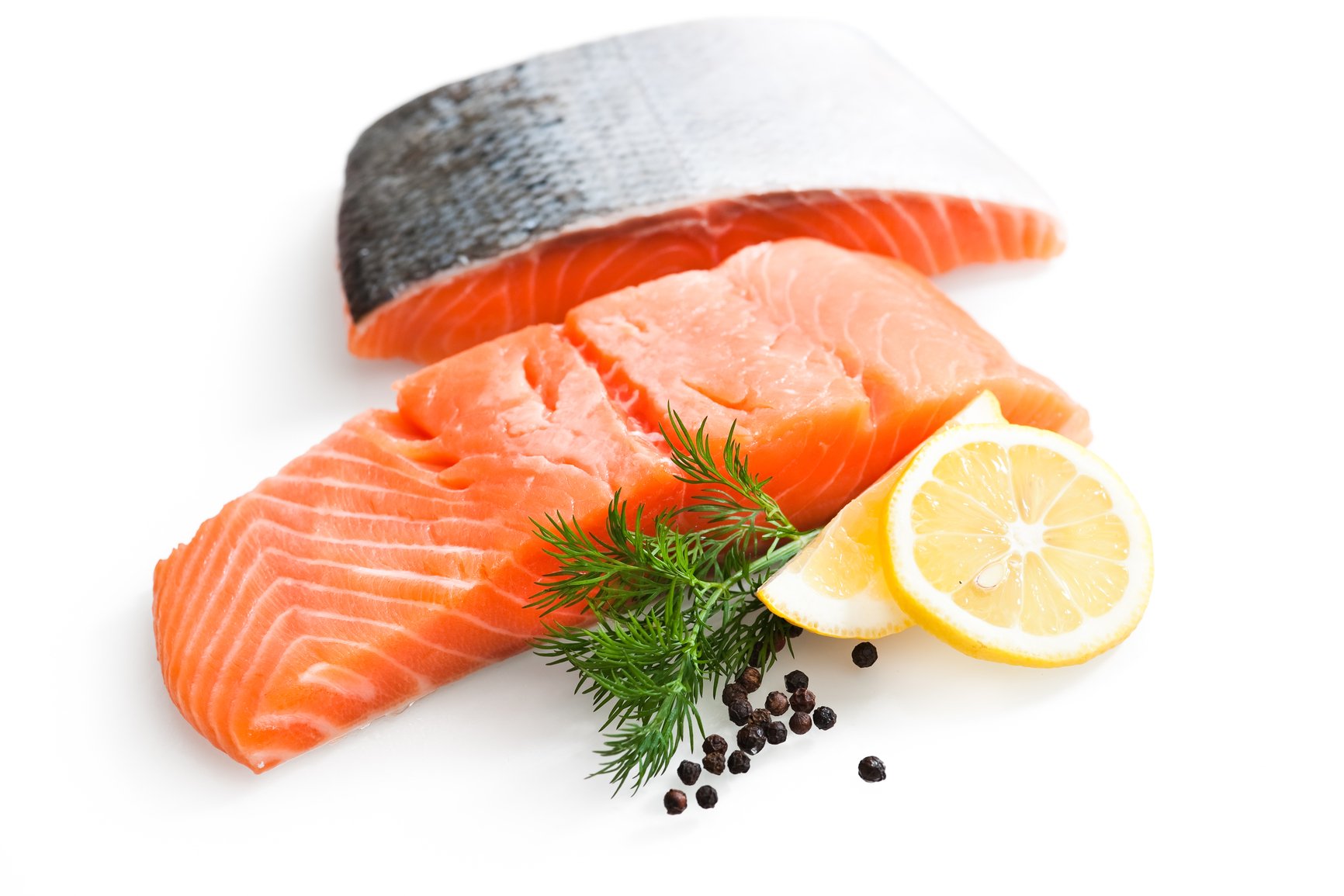 Fresh salmon with parsley and lemon slices