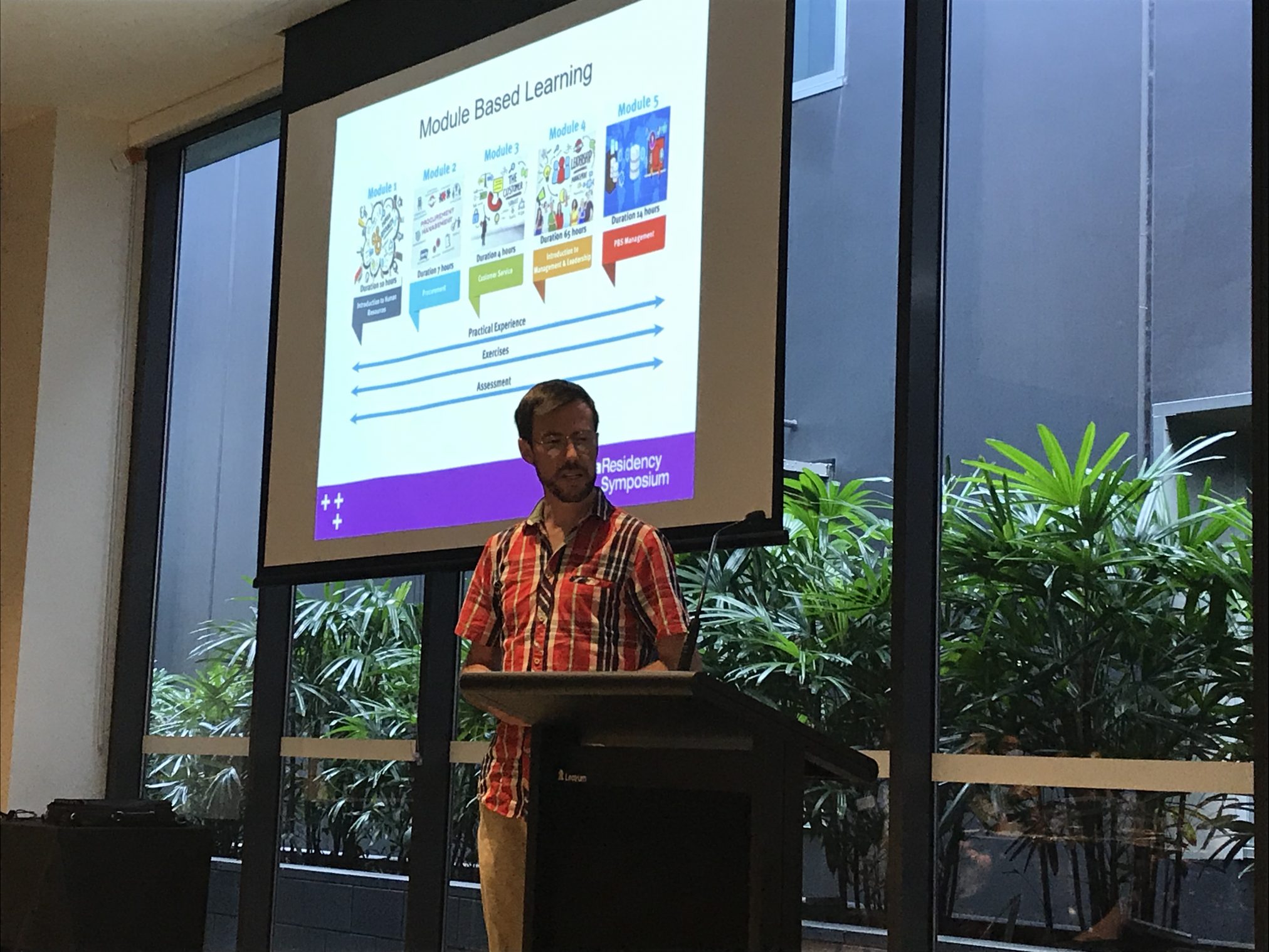 Scott Mitchell discussing leadership in operational rotation as part of the 2018 SHPA Residency session on novel placement ideas for pharmacy residents.