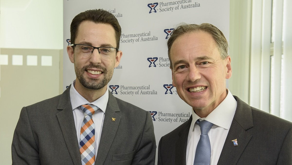 (L-R) PSA National President Dr Chris Freeman and Federal Health Minister the Hon Greg Hunt MP.